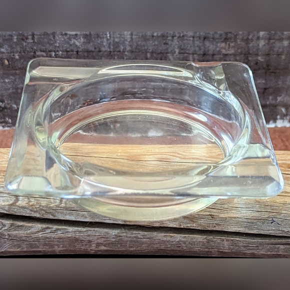 3 Vintage Glass Ashtrays - Picture 2 of 12